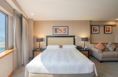 Studio Apartment Near Star Galleria Cinema Luxury Bookings