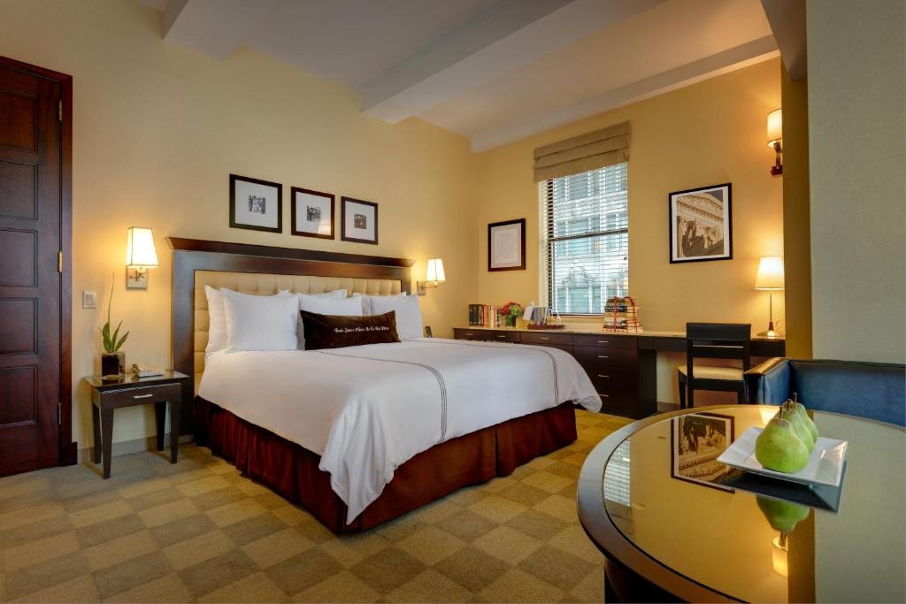 Junior Suite Near Bryant Park NYC Luxury Bookings