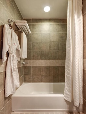 Junior Suite Near Bryant Park NYC 7 Luxury Bookings