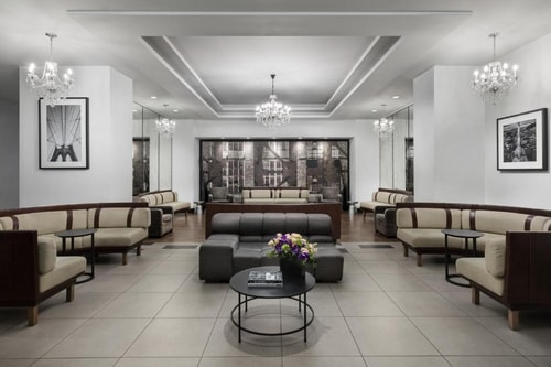 Standard Queen Room Near Gershwin Theatre NYC 7 Luxury Bookings