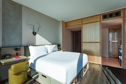 King Room Near Champion Charter Bus Los Angeles LA Luxury Bookings