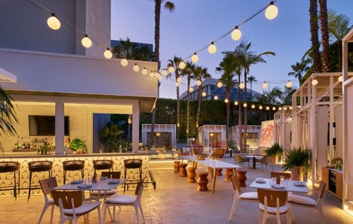 King Room City View Near Bounce Luggage Storage LA 10 Luxury Bookings