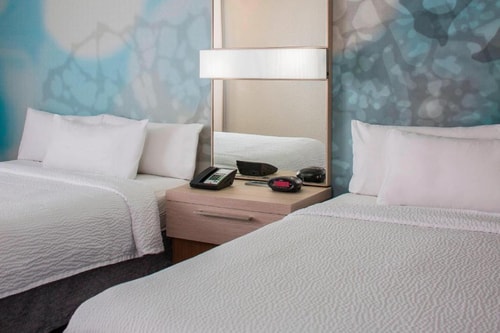 Queen Room Near Buena Vista Watersports ORL 1 Luxury Bookings