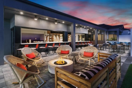 Standard Room Near Sofrito Latin Cafe ORL 4 Luxury Bookings