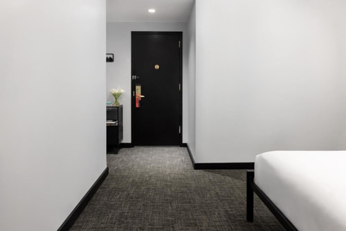 Deluxe King Near James Earl Jones Theatre NYC 6 Luxury Bookings