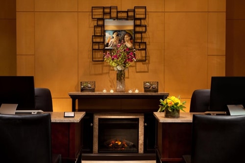 Premier Queen Room Near Hudson Theatre NYC 9 Luxury Bookings