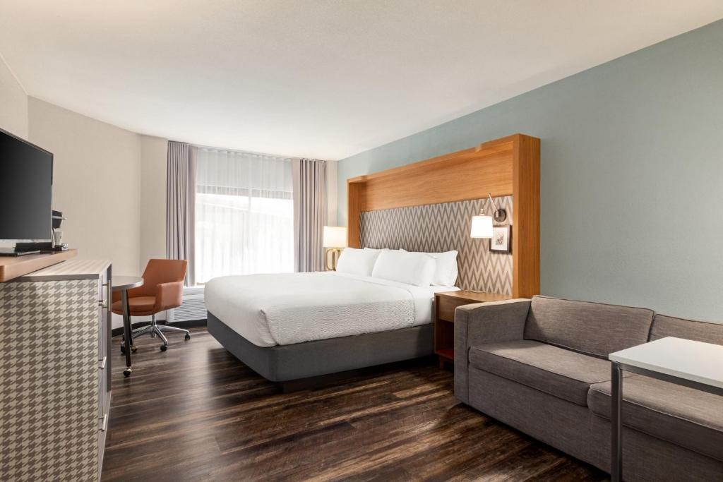 King Room Near Airport Lakes Park Orlando ORL Luxury Bookings