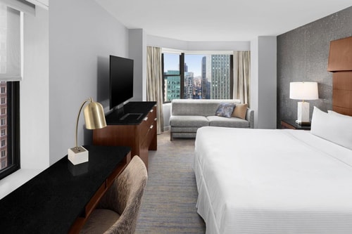 Traditional King Room Near Gap NYC Luxury Bookings