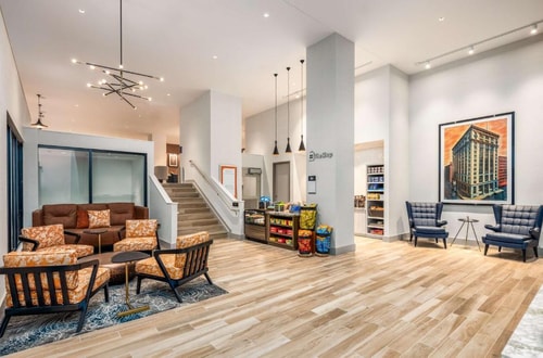 King Room Near The Art Institute of CHI 9 Luxury Bookings