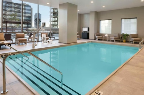 King Studio Suite Near Train Moment CHI 14 Luxury Bookings