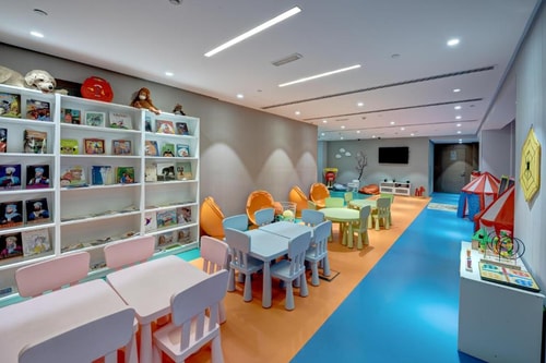 Junior Suite Near Lulu hypermarket Al Majaz 9 Luxury Bookings