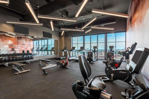 King Room Near Brooklyn Boulders CHI 14 Luxury Bookings