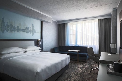King Room Near UI Health CHI 1 Luxury Bookings