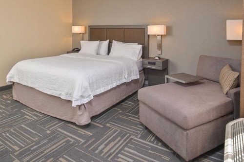 King Room Near Costco Wholesale ORL 1 Luxury Bookings