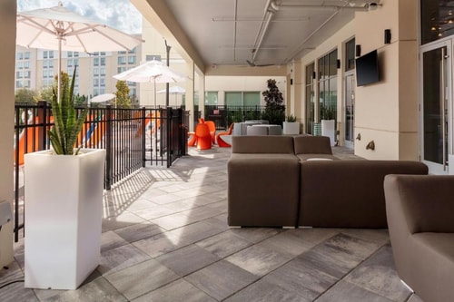 Guest Room Near The Cheesecake Factory ORL 10 Luxury Bookings