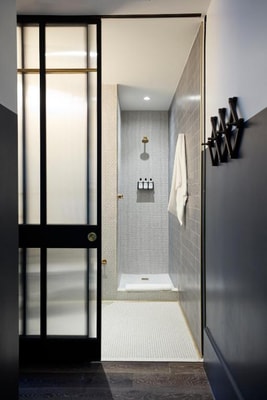 Twin Room Near Kochi NYC 2 Luxury Bookings