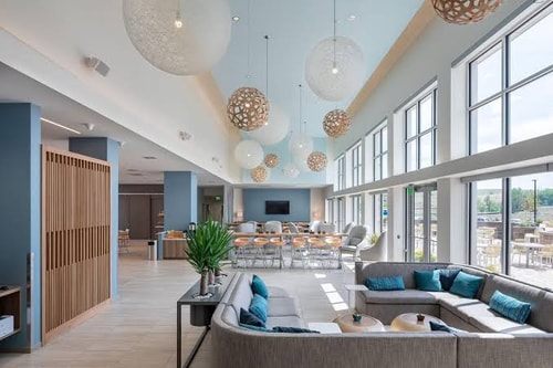 King Room Near Dollar Tree ORL 9 Luxury Bookings