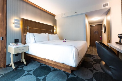 Leisure King Room Near Greywind NYC 1 Luxury Bookings