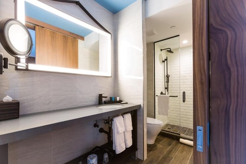 Leisure King Room Near Greywind NYC 5 Luxury Bookings