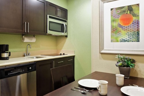 King Studio Suite Near Airport Lakes Park ORL 4 Luxury Bookings