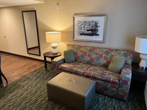 King Studio Suite Near Airport Lakes Park ORL 2 Luxury Bookings