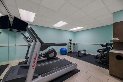 1 Bedroom King Suite Near Planet Fitness ORL 11 Luxury Bookings