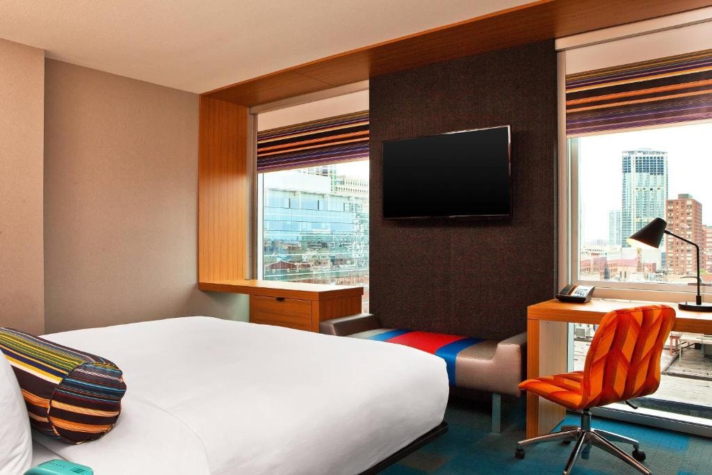 King Room Near Magnifico CHI Luxury Bookings