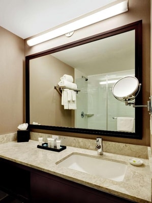 King Room Near iPark NYC 2 Luxury Bookings