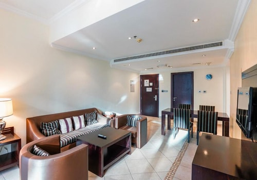 2 Bedroom Apartment Near Al Salam Masjid 3 Luxury Bookings