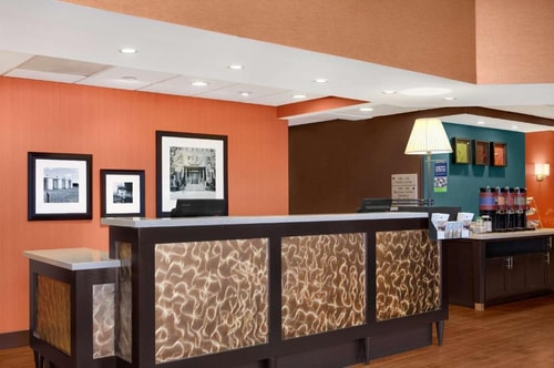 King Room Near Wintrust Sports Complex CHI 11 Luxury Bookings