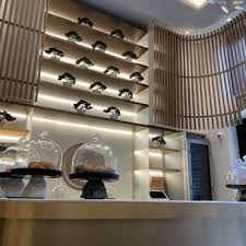 Deluxe Queen Room Near 425 Park Avenue MYC 11 Luxury Bookings