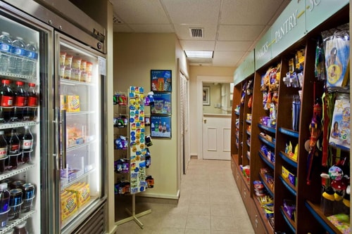 1 Bedroom King Suite Near Halal Market ORL 10 Luxury Bookings