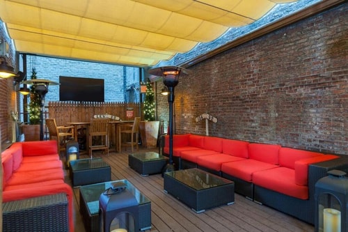 Deluxe Room Near Mc Donald Kristen NYC 9 Luxury Bookings