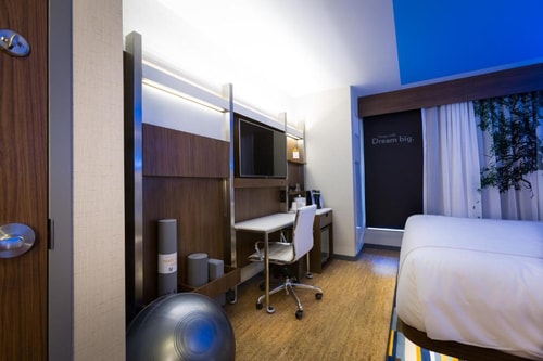 King Room Near Madison Square Garden NYC 2 Luxury Bookings