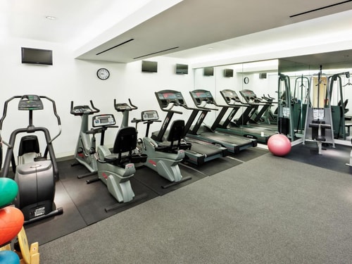 Deluxe Room Near Bryant Park NYC 12 Luxury Bookings
