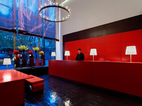 Deluxe Room Near Bryant Park NYC 9 Luxury Bookings