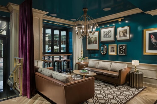 Deluxe Queen Room Near Winklix NYC 10 Luxury Bookings
