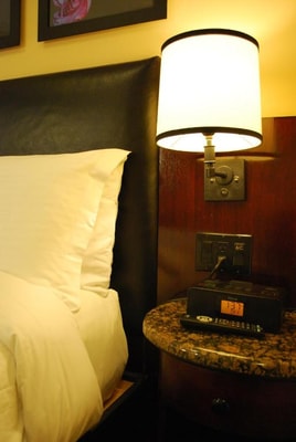 Deluxe Twin Room Near Loring Place NYC 2 Luxury Bookings