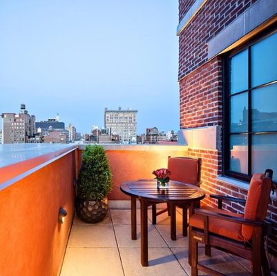 Queen Room Near Semma NYC 7 Luxury Bookings