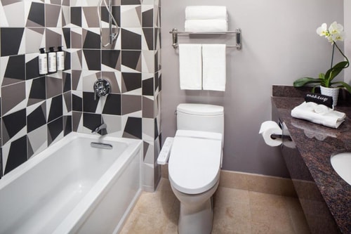 Executive King Room Near Chase Bank NYC 2 Luxury Bookings