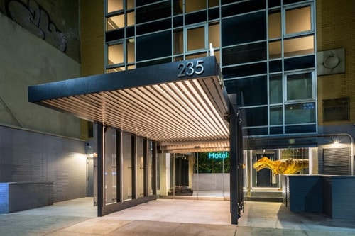 Executive King Room Near Chase Bank NYC 8 Luxury Bookings