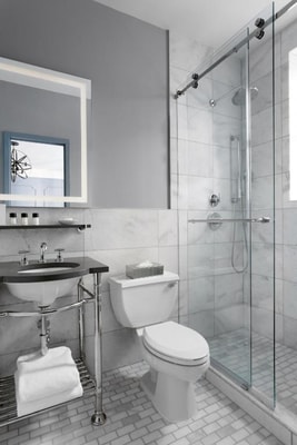 Superior Queen Room Near Bryant Park NYC 4 Luxury Bookings