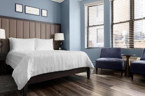 Superior Queen Room Near Bryant Park NYC 2 Luxury Bookings