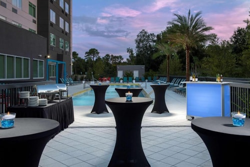 King Room Near South College ORL 12 Luxury Bookings