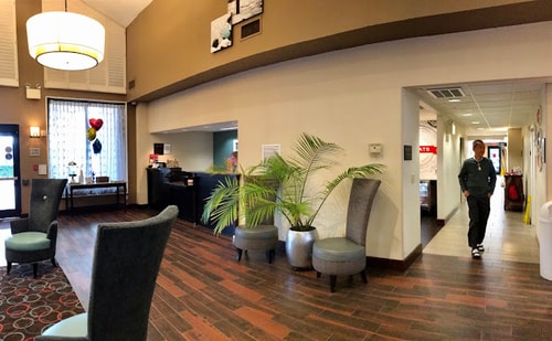 King Room Near Florida Realty Investments ORL 6 Luxury Bookings