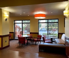 Double Room Near Airport lakes park ORL 8 Luxury Bookings