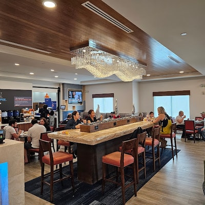 King Room Near Coco Key Water Park ORL 4 Luxury Bookings