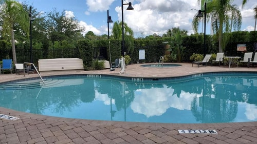 King Room Near Coco Key Water Park ORL 13 Luxury Bookings