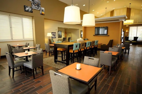 King Room Near Florida Realty Investments ORL 7 Luxury Bookings