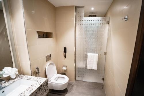 Luxury King Room Canal View Near Downtown Dubai 6 Luxury Bookings